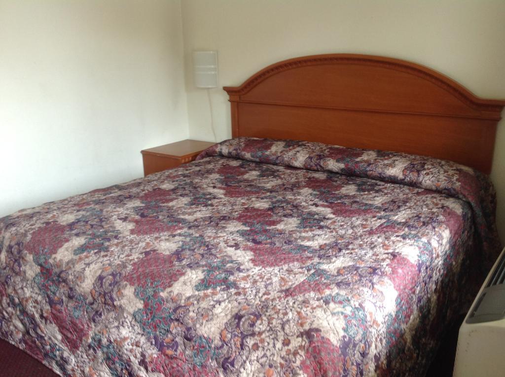 American Inn Mount Vernon Ruang foto